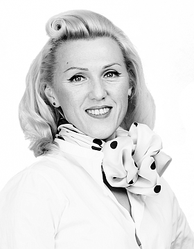 Вера Денникова Тренер фитнес-клуба «Манго» Вера Денникова